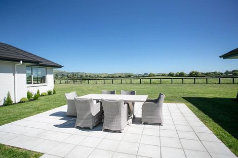 Photo of property in 56 Seachange Drive, Cambridge, 3432