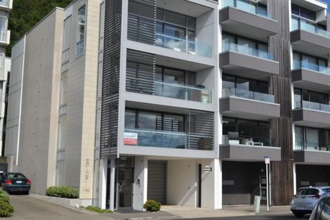 Photo of property in Mariner, 1a/140 Oriental Parade, Oriental Bay, Wellington, 6011