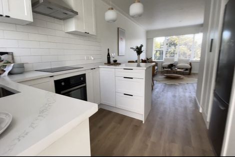 Photo of property in 2/71 Mount Smart Road, Onehunga, Auckland, 1061