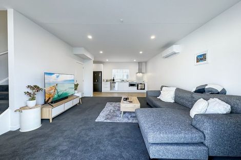 Photo of property in 29/30 Adventure Drive, Whitby, Porirua, 5024