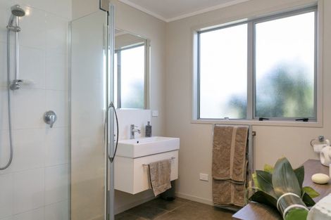 Photo of property in 63 Parekaawa Drive, Motuoapa, Turangi, 3382