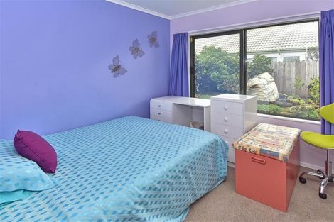 Photo of property in 59 Frank Nobilo Drive, Golflands, Auckland, 2013