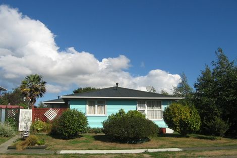 Photo of property in 32 Bonnie Glen Crescent, Ebdentown, Upper Hutt, 5018