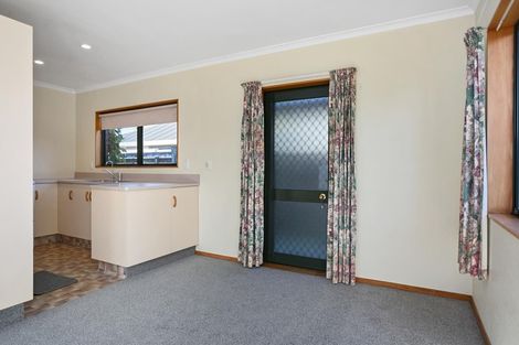 Photo of property in 99 Browning Street, Leamington, Cambridge, 3432