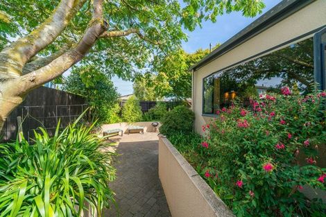 Photo of property in 21 Craven Street, Sockburn, Christchurch, 8042