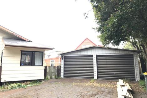 Photo of property in 49 Rata Street, New Lynn, Auckland, 0600