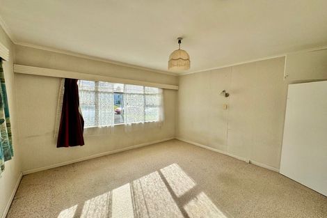 Photo of property in 45 Woodford Avenue, Henderson, Auckland, 0610