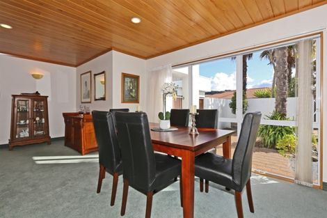 Photo of property in 5 Cadogan Lane, Taradale, Napier, 4112