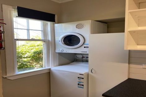 Photo of property in 17 Rakau Road, Hataitai, Wellington, 6021