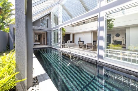 Photo of property in 43 Takutai Avenue, Half Moon Bay, Auckland, 2012