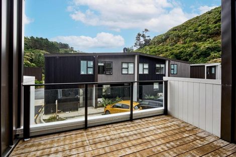 Photo of property in 21 Rua Kai Way, Brooklyn, Wellington, 6021