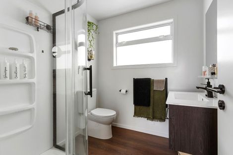 Photo of property in 16 Manatu Close, Whangamata, 3691