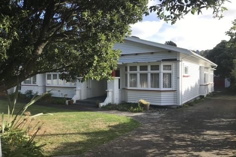 Photo of property in 342 The Parade, Island Bay, Wellington, 6023