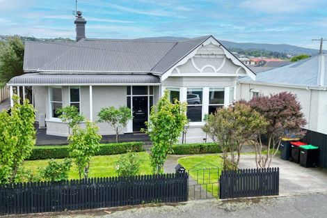 Photo of property in 44 Hargest Crescent, Saint Kilda, Dunedin, 9012