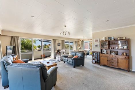 Photo of property in 40 Frank Wilson Terrace, Welbourn, New Plymouth, 4312