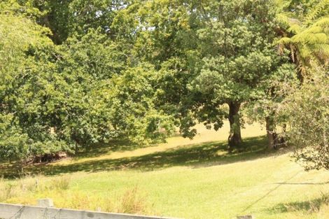 Photo of property in 32 County Road, Torbay, Auckland, 0630