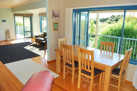 Photo of property in 365 Oneriri Road, Kaiwaka, 0573