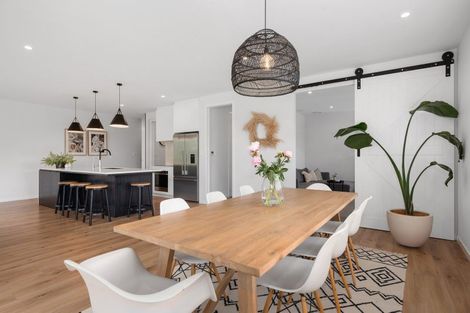 Photo of property in 92 Durey Road, Dairy Flat, Albany, 0792