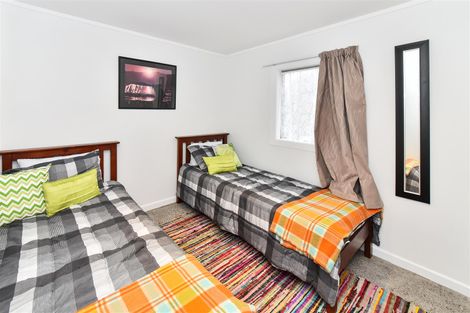 Photo of property in 127 Maunsell Road, Port Waikato, Tuakau, 2695