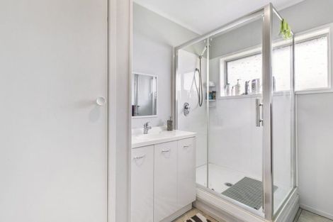 Photo of property in 2/14 Cosgrave Road, Papakura, 2110