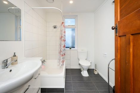 Photo of property in 90 Limbrick Street, Terrace End, Palmerston North, 4410