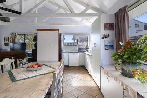 Photo of property in 60 Victory Street, Welcome Bay, Tauranga, 3112