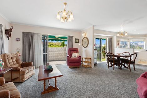 Photo of property in 1 Fahey Avenue, Mount Maunganui, 3116