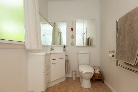 Photo of property in 131 Rosetta Road, Raumati South, Paraparaumu, 5032