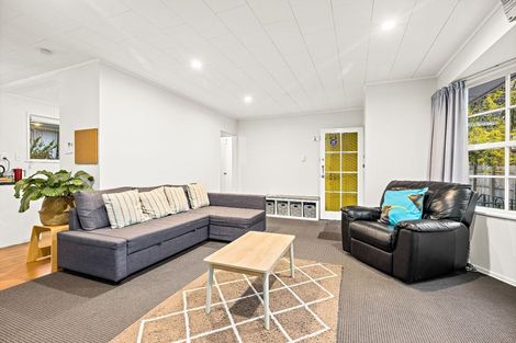 Photo of property in 7 Allington Road, Massey, Auckland, 0614