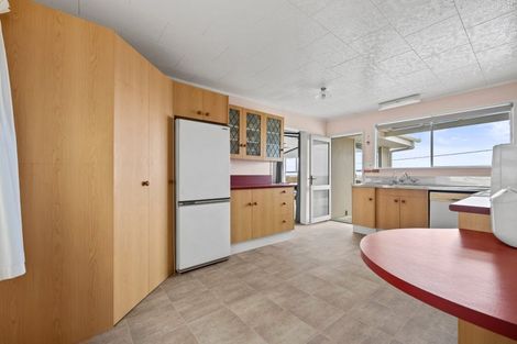 Photo of property in 61 Marine Drive, Te Kopuru, 0371