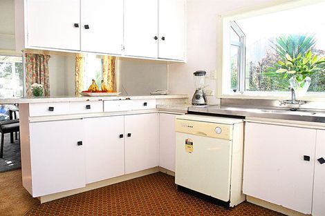 Photo of property in 12c Youngs Road, Papakura, 2110