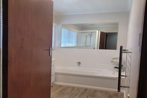 Photo of property in 103 Beach Road, Pahurehure, Papakura, 2113