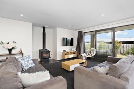 Photo of property in 11 Centre Crescent, Wanaka, 9305