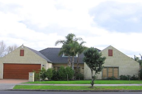 Photo of property in 17 Santa Ana Drive, Dannemora, Auckland, 2016
