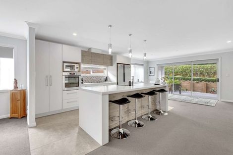 Photo of property in 10 Furl Close, Pyes Pa, Tauranga, 3112