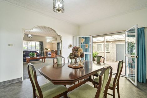 Photo of property in 910 Collinge Road, Mayfair, Hastings, 4122