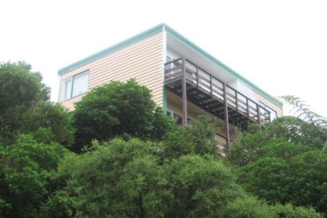 Photo of property in 4 Huntingdon Street, Northland, Wellington, 6012