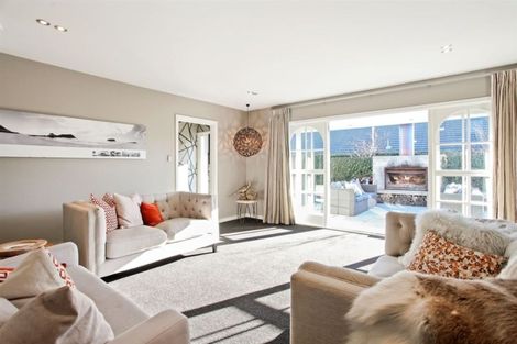 Photo of property in 26 Grahams Road, Ilam, Christchurch, 8041