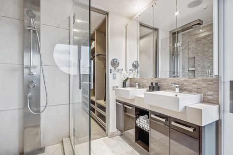 Photo of property in Shangri La Apartments, 13/97 Jervois Road, Herne Bay, Auckland, 1011