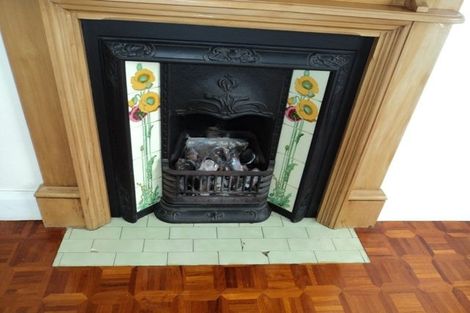 Photo of property in 11 Huka Road, Birkenhead, Auckland, 0626