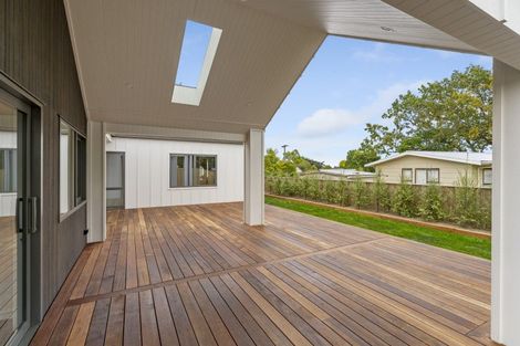 Photo of property in 10 Te Puke Te Ao Way, Otaki, 5512