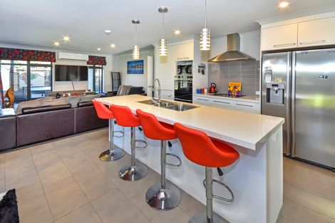 Photo of property in 14 Searle Drive, Patumahoe, Pukekohe, 2679