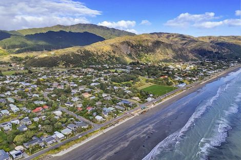 Photo of property in 154 Tilley Road, Paekakariki, 5034