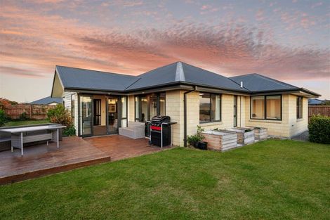 Photo of property in 9 Lancewood Way, Rangiora, 7400