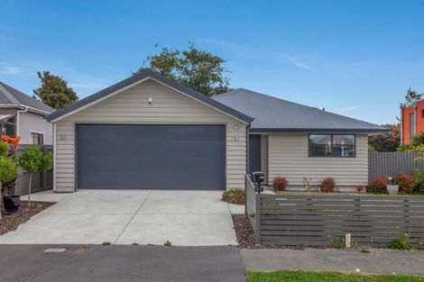 Photo of property in 45 Woodville Street, Edgeware, Christchurch, 8013