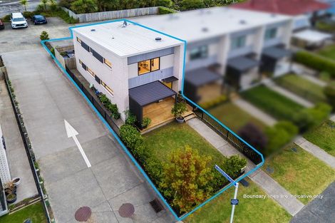 Photo of property in 32a Titoki Street, Te Atatu Peninsula, Auckland, 0610