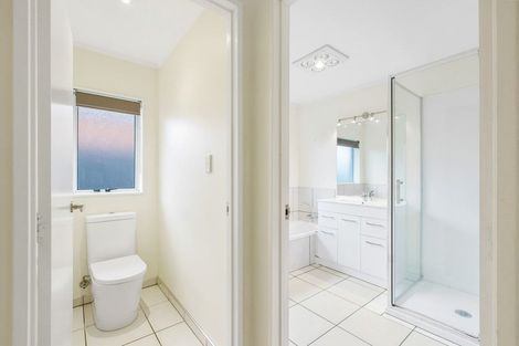 Photo of property in 2/10 Mangarata Avenue, Papatoetoe, Auckland, 2025