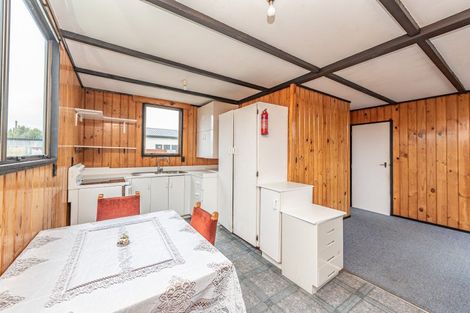 Photo of property in 26 Seafront Road, Castlecliff, Whanganui, 4501