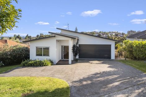 Photo of property in 27 Bayvista Close, Welcome Bay, Tauranga, 3112