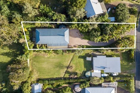 Photo of property in 34 Ocean Road, Surfdale, Waiheke Island, 1081